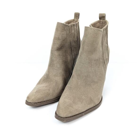 Qupid Women Shoes Grey Taupe Slay Slip On Ankle Boot Size 7.5 - Picture 2 of 8